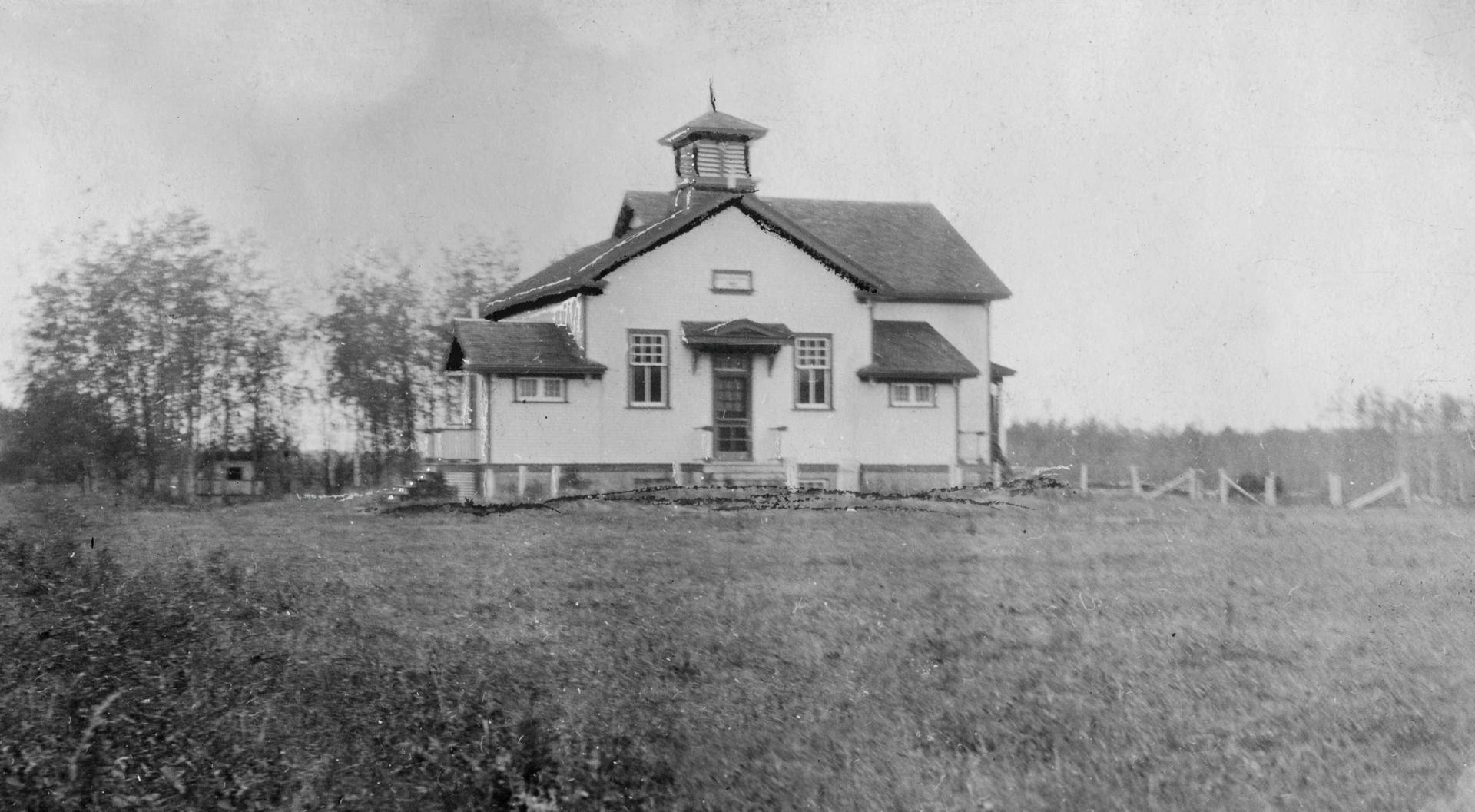 An archival photo of the Cote Improved Federal Day School in Saskatchewan