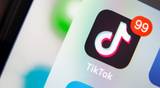 TikTok and Facebook application on screen Apple iPhone
